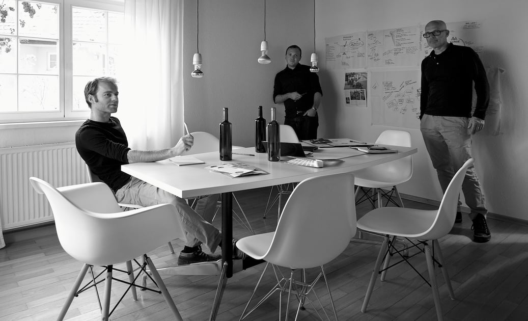 b.lateral GmbH & Co. KG