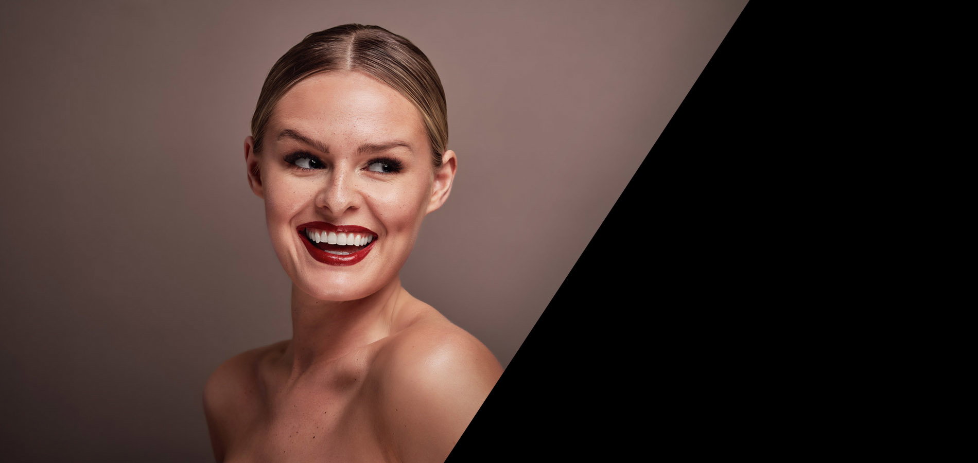 Face it – Make-up Artist Schule